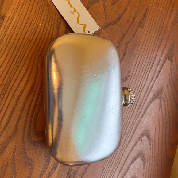 Silver Nina Clutch Purse with option strap - new with tags - Picture 5 of 5